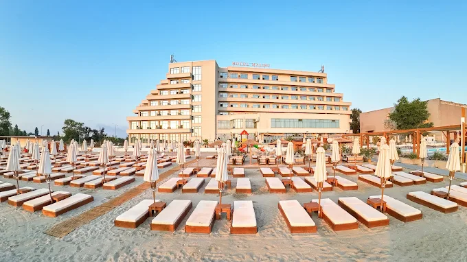 hotel în Mamaia pe plajă